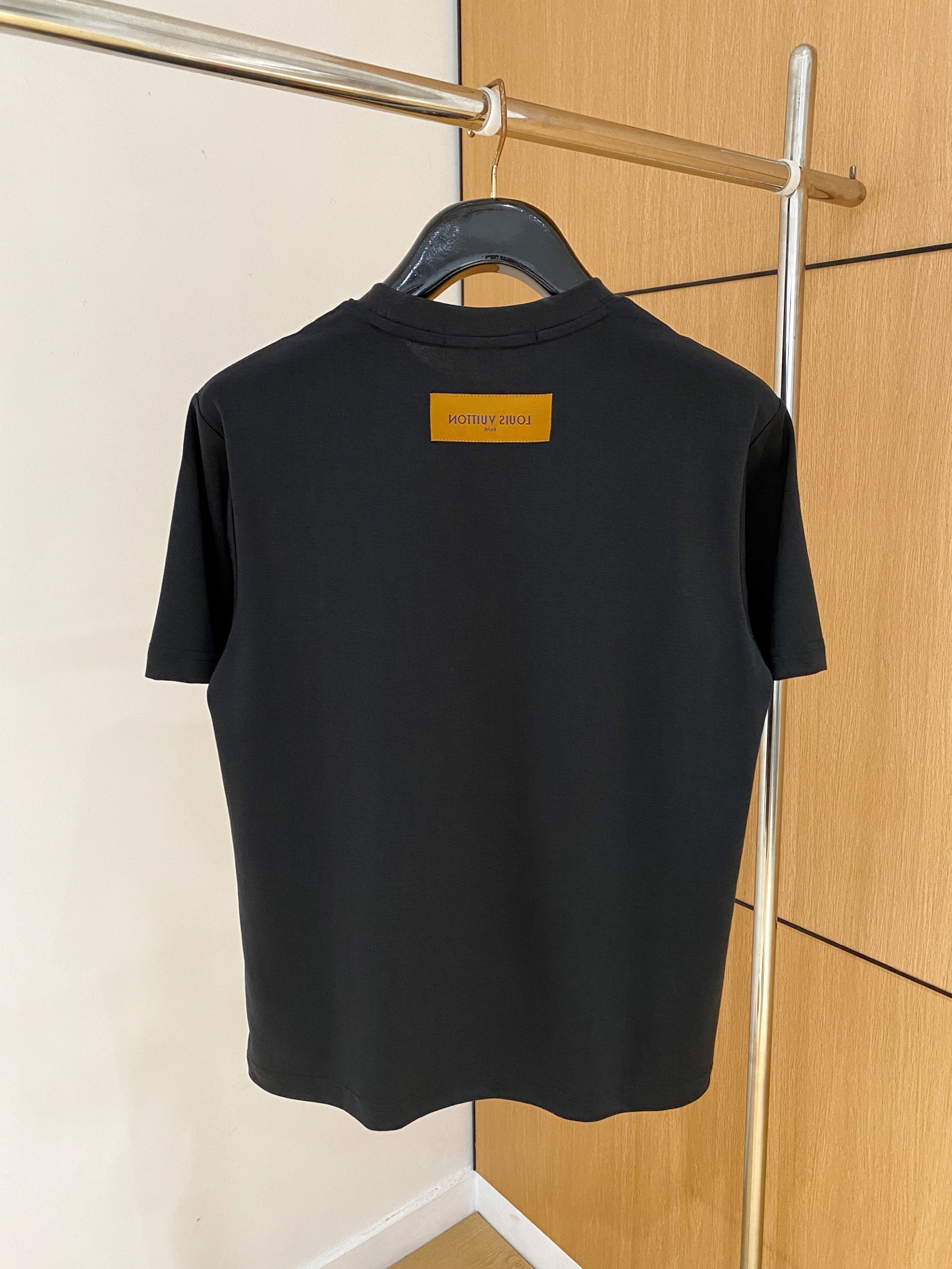 short sleeves